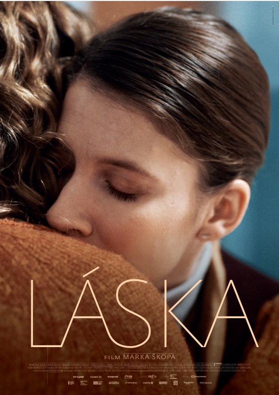 Film stojí zejména na ženských hereckých výkonech - nejen Jany Kovalčikové v hlavní roli, ale neméně skvělé jsou i Ingrid Timková a Rebeka Poláková.